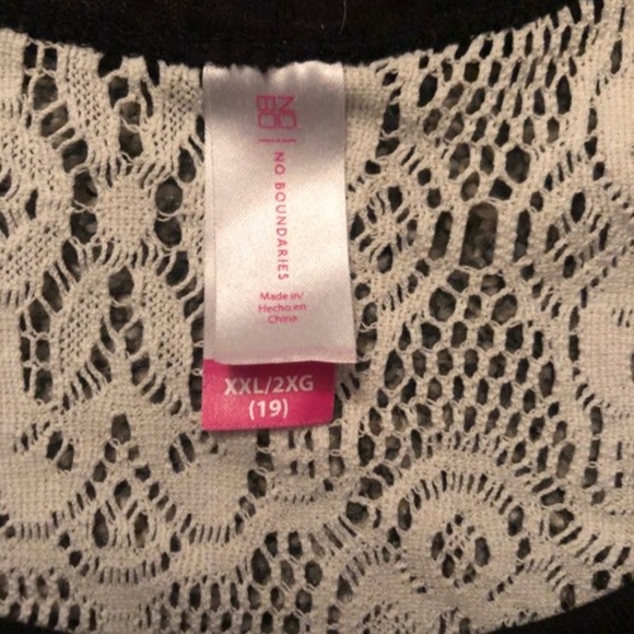 Skull Tank Top - Picture 2 of 2